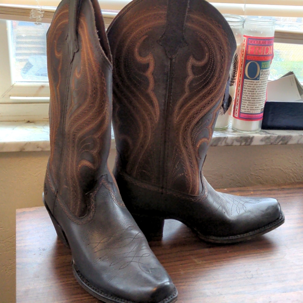 Ariat western boots